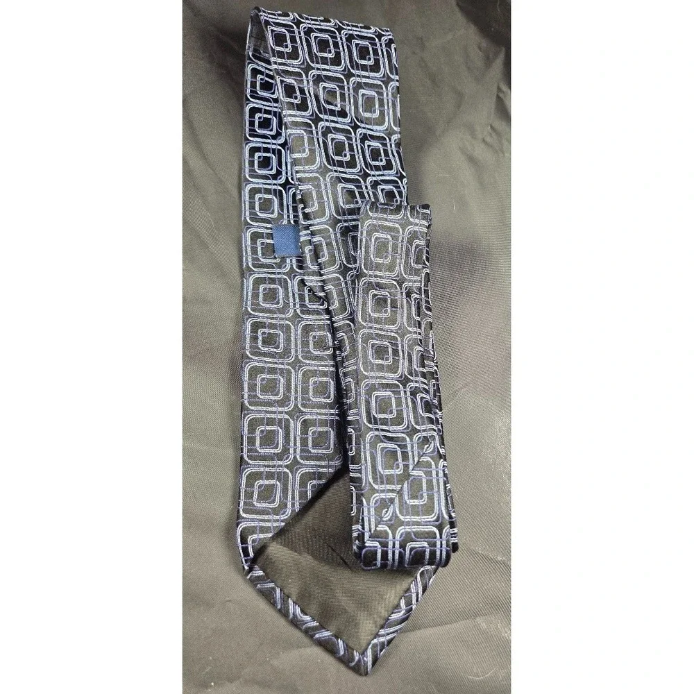 Stafford Men's 100% Silk Tie Geometric Square Pattern Black Purple Blue Long